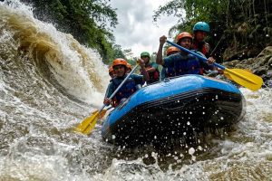 Paket Rafting Cisadane Murah untuk Liburan Seru, Aman, dan Berkesan
